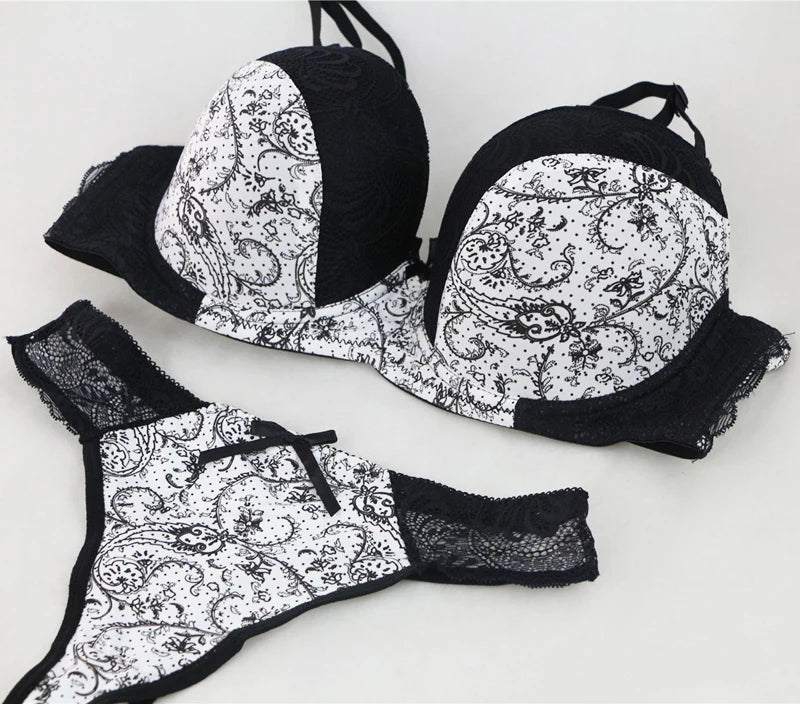 nouveau ensemble de soutiens-gorge pour femmes Sexy grande taille Lingerie féminine dentelle brodée
